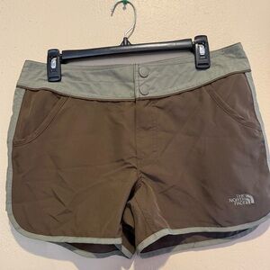 The North Face Women's Two-Tone Brown/Olive Shorts